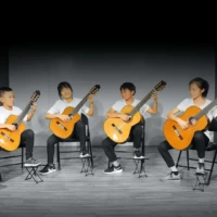 台中兒童課程推薦|從一把吉他開始,讓孩子自信綻放的音樂旅程 台中兒童課程推薦|從一把吉他開始,讓孩子自信綻放的音樂旅程